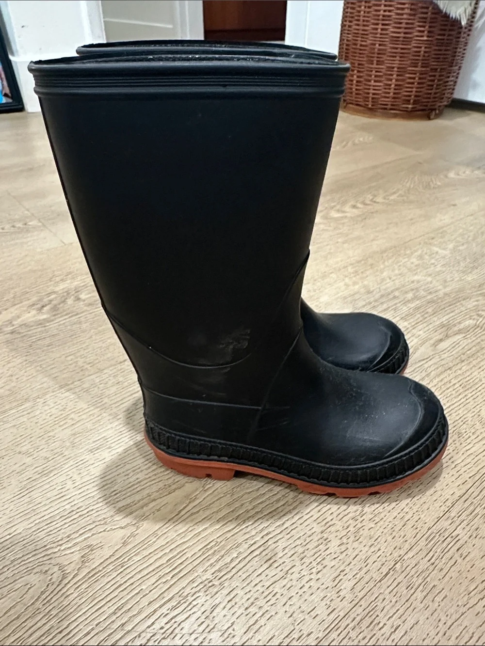 Toddler/kid rain boots- heavy duty!! Size 9/10